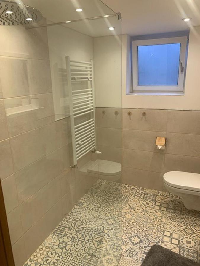 Villa-Doerr 100 m² + 1500m² Garten Wörrstadt Buitenkant foto