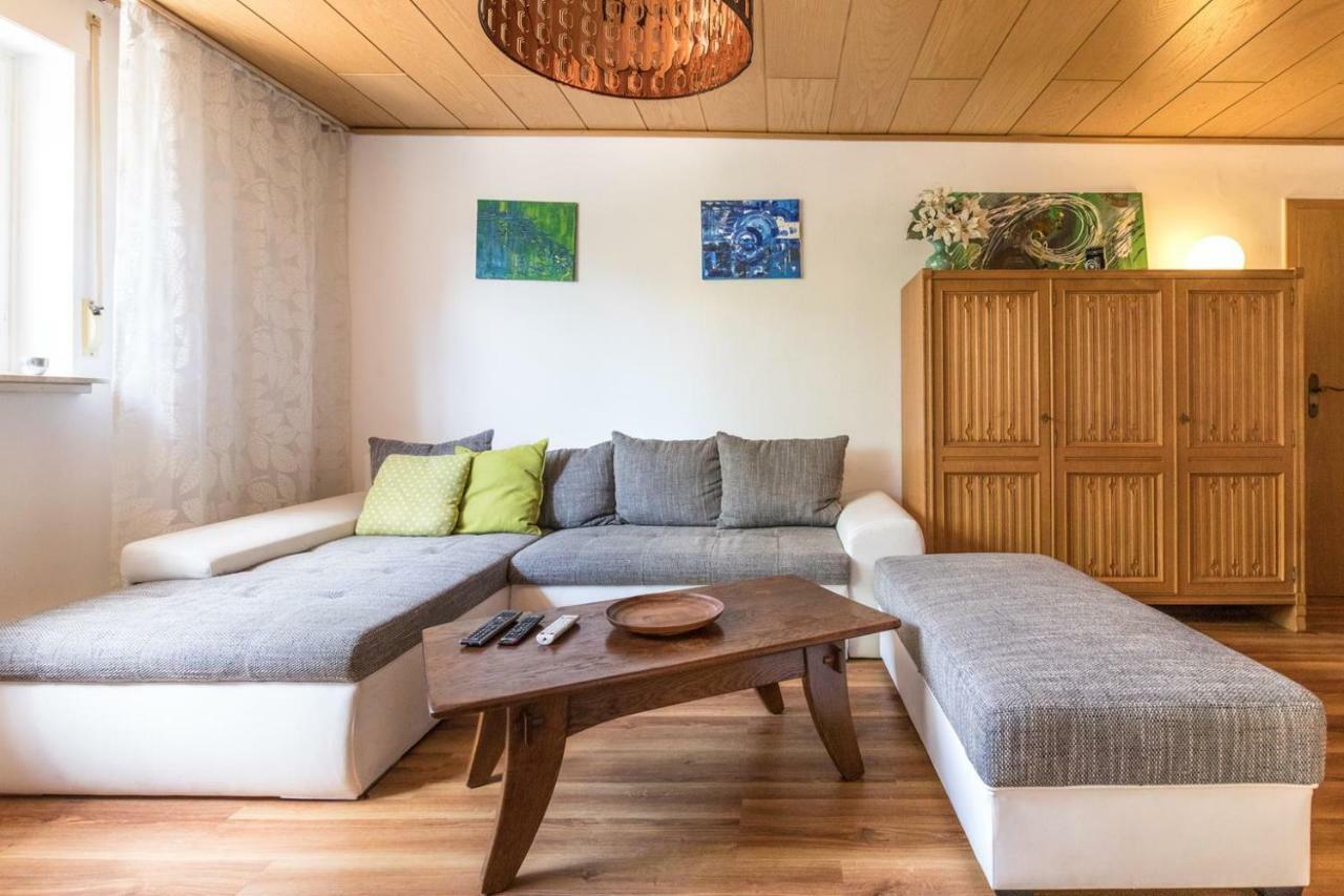 Villa-Doerr 100 m² + 1500m² Garten Wörrstadt Buitenkant foto