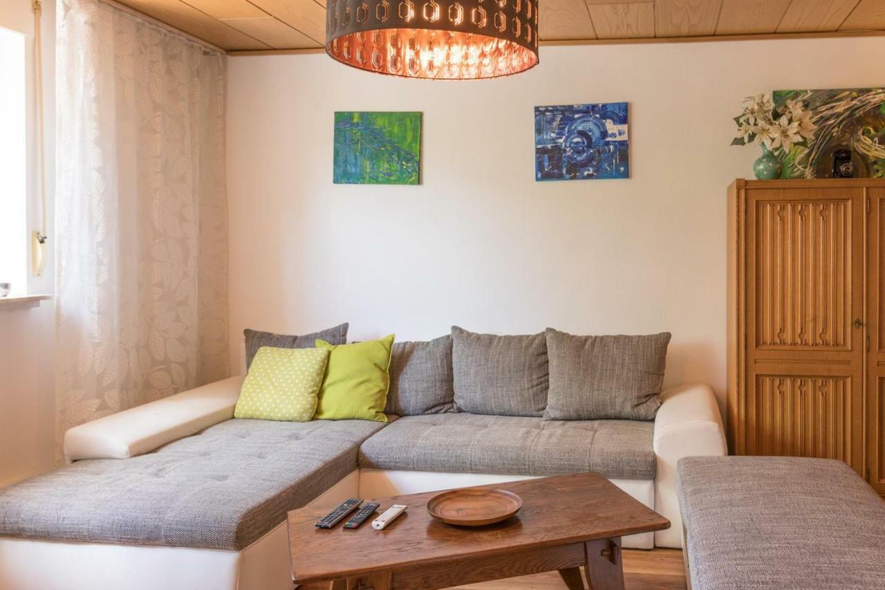 Villa-Doerr 100 m² + 1500m² Garten Wörrstadt Buitenkant foto
