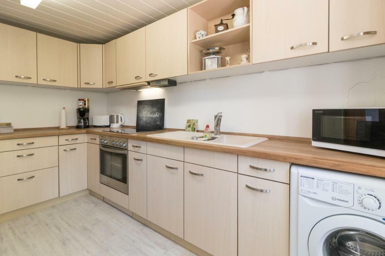 Villa-Doerr 100 m² + 1500m² Garten Wörrstadt Buitenkant foto