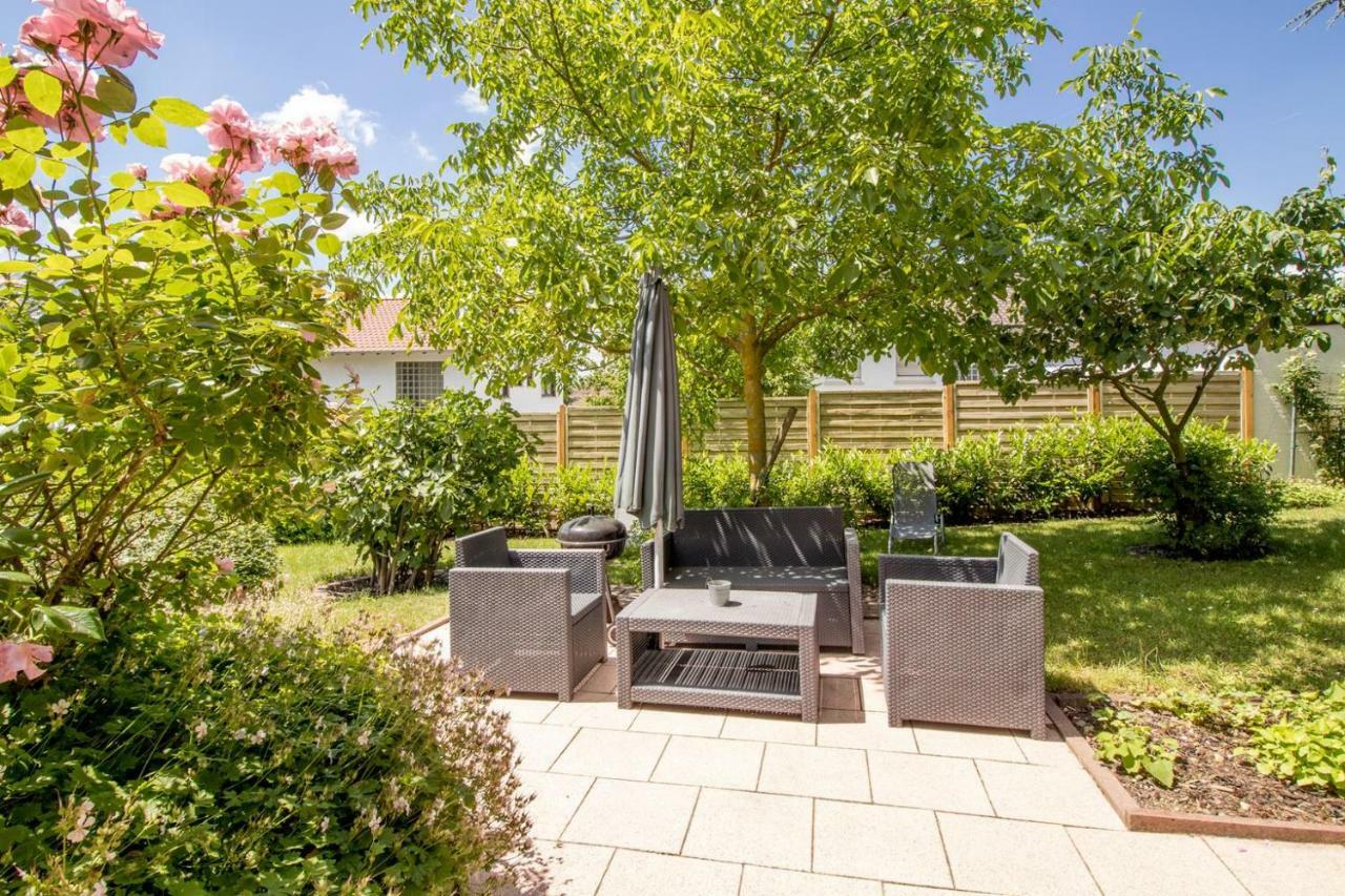 Villa-Doerr 100 m² + 1500m² Garten Wörrstadt Buitenkant foto